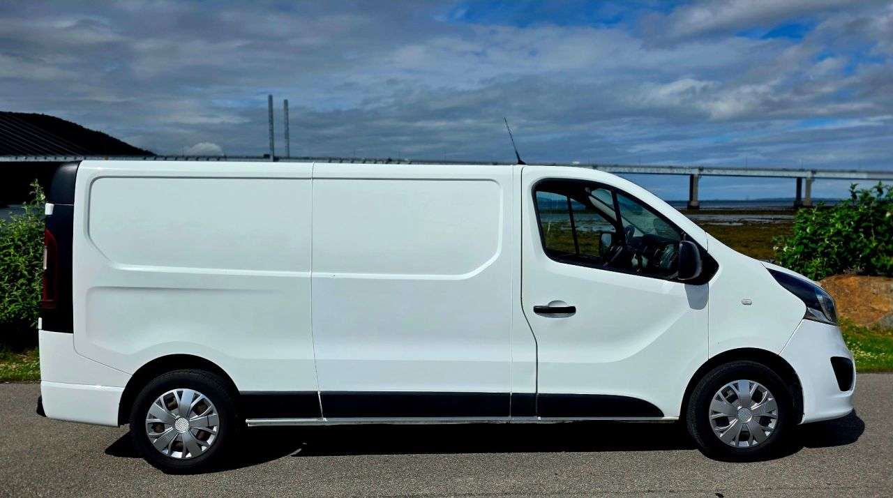 A 2019 VAUXHALL VIVARO 1.6 CDTi 2900 Sportive Panel Van 5dr Diesel Manual L2 H1 Euro 6 (120 ps) 1 A 2019 VAUXHALL VIVARO 1.6 CDTi 2900 Sportive Panel Van 5dr Diesel Manual L2 H1 Euro 6 (120 ps) 1