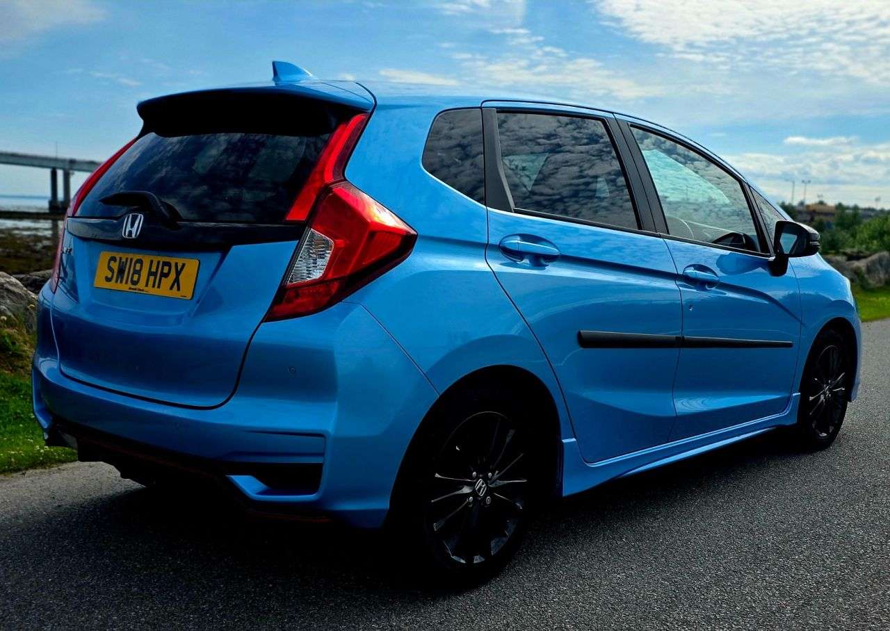 A 2018 HONDA JAZZ 1.5 i-VTEC Sport Hatchback 5dr Petrol CVT Euro 6 (s/s) (130 ps) A 2018 HONDA JAZZ 1.5 i-VTEC Sport Hatchback 5dr Petrol CVT Euro 6 (s/s) (130 ps)