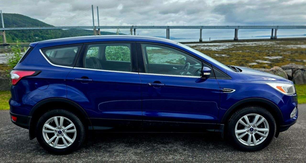 A 2017 FORD KUGA 1.5 TDCi Zetec SUV 5dr Diesel Manual Euro 6 (s/s) (120 ps) A 2017 FORD KUGA 1.5 TDCi Zetec SUV 5dr Diesel Manual Euro 6 (s/s) (120 ps)