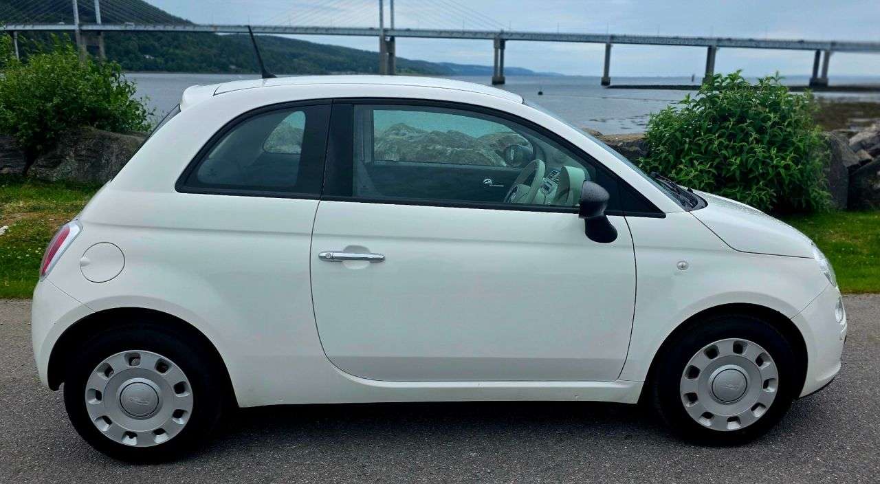 A 2014 FIAT 500 1.2 Pop Hatchback 3dr Petrol Manual Euro 6 (s/s) (69 bhp) A 2014 FIAT 500 1.2 Pop Hatchback 3dr Petrol Manual Euro 6 (s/s) (69 bhp)