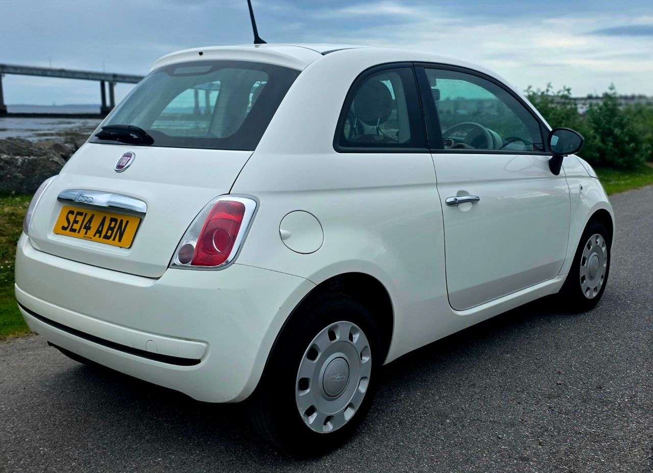 A 2014 FIAT 500 1.2 Pop Hatchback 3dr Petrol Manual Euro 6 (s/s) (69 bhp) A 2014 FIAT 500 1.2 Pop Hatchback 3dr Petrol Manual Euro 6 (s/s) (69 bhp)