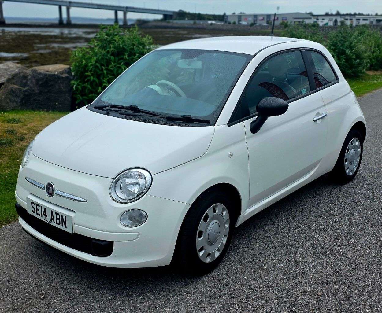 2014 FIAT 500 2014 FIAT 500