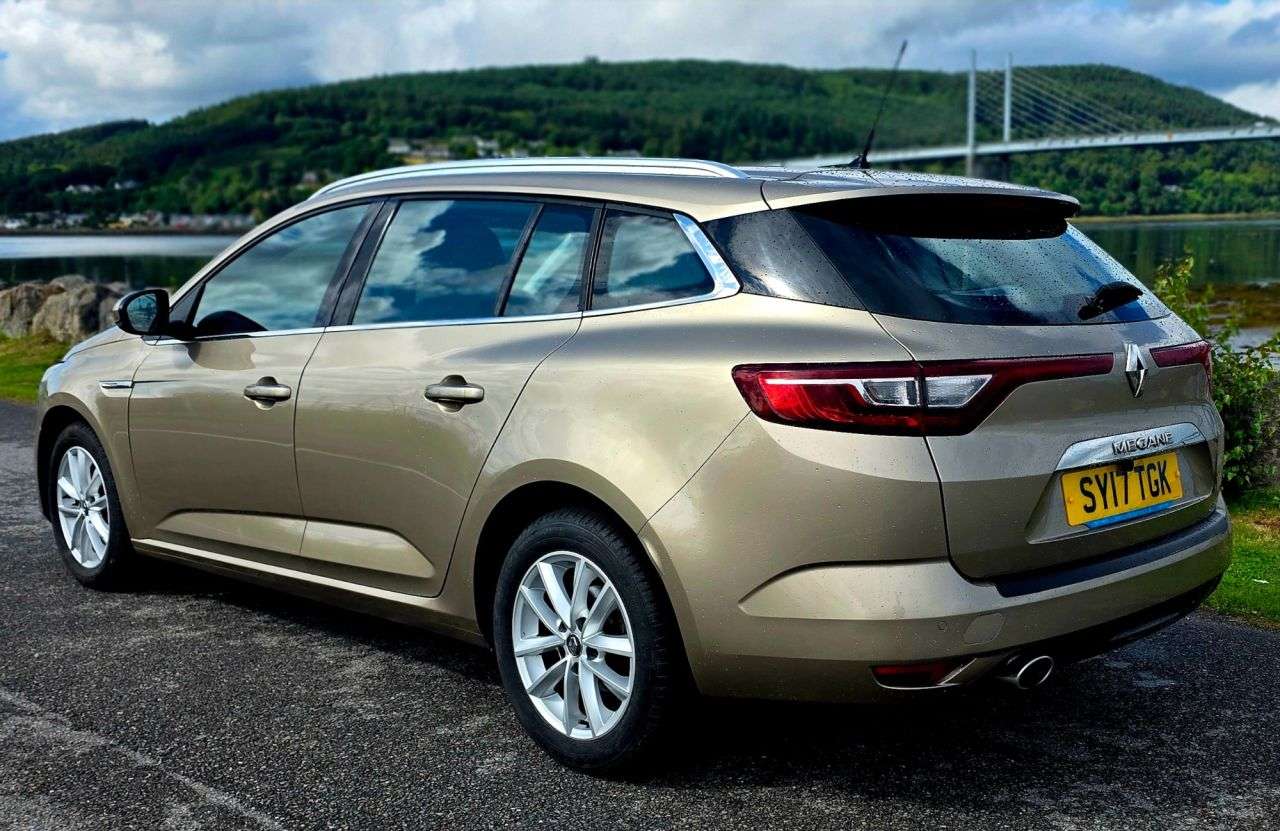 2017 RENAULT MEGANE 2017 RENAULT MEGANE