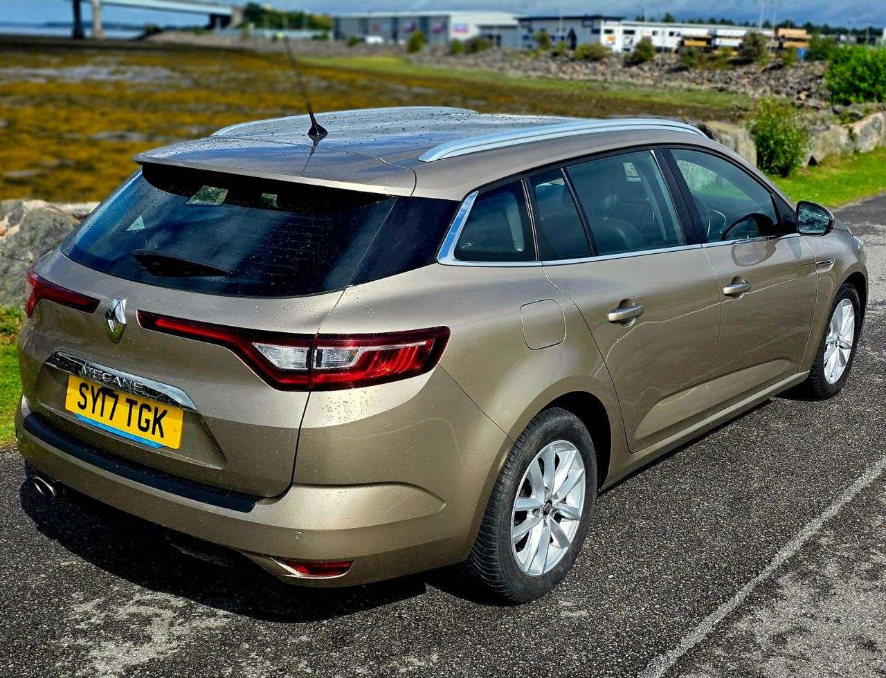 2017 RENAULT MEGANE 2017 RENAULT MEGANE