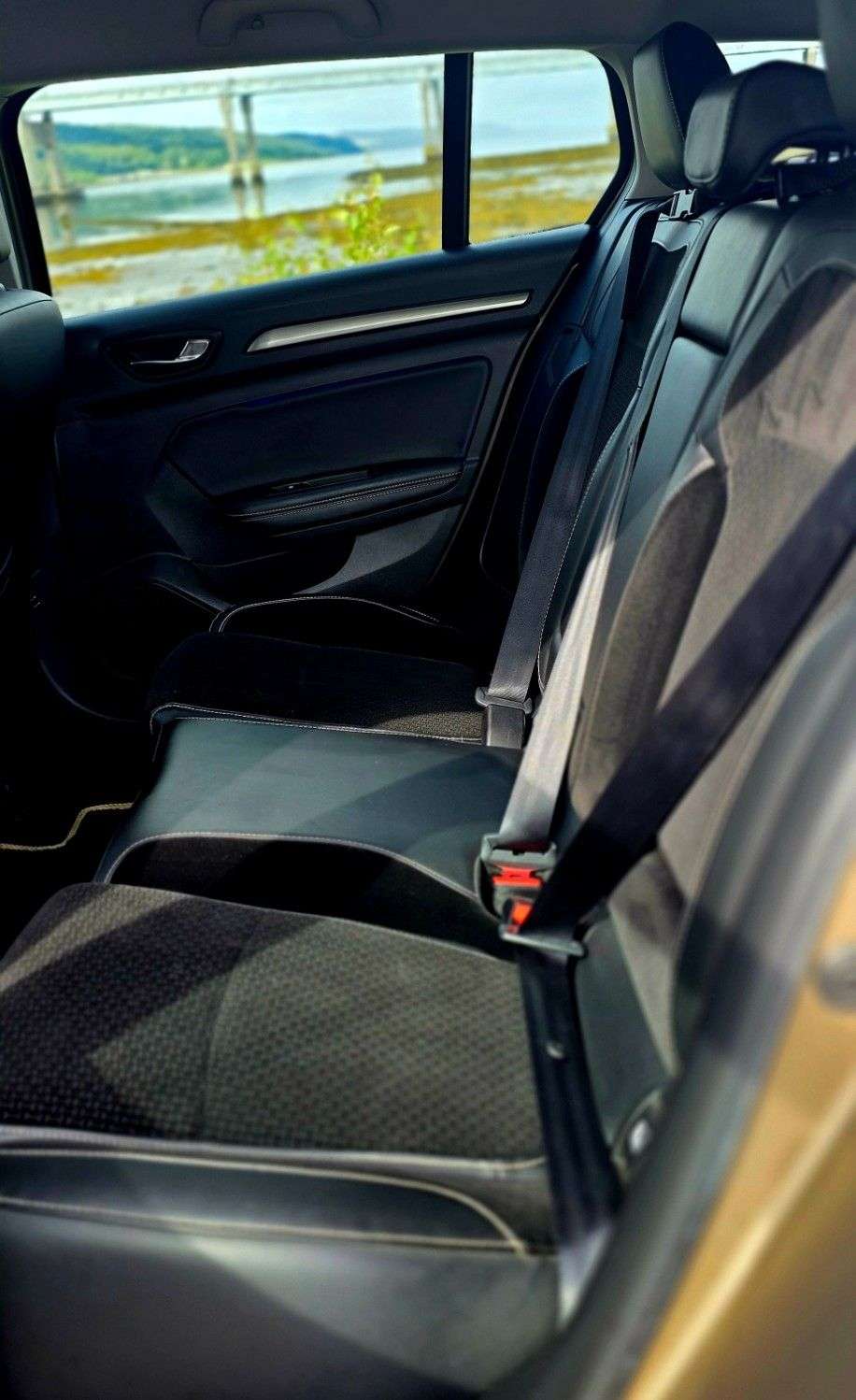 2017 RENAULT MEGANE 2017 RENAULT MEGANE
