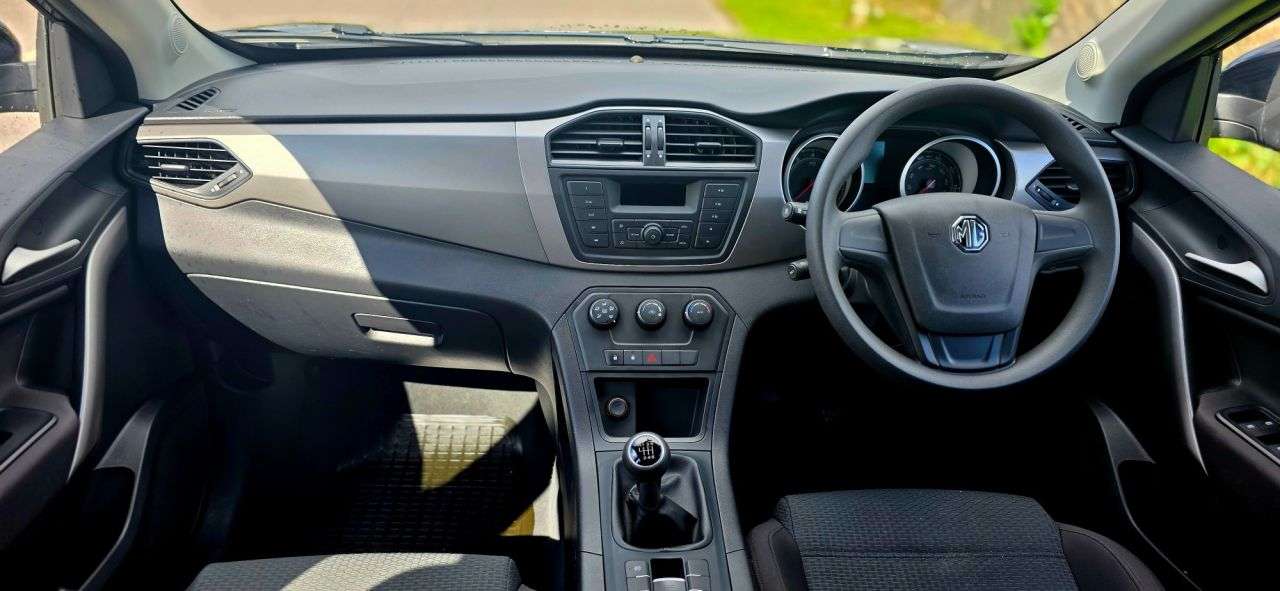 2017 MG GS 2017 MG GS