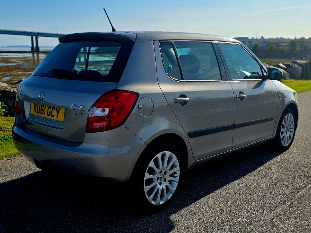 A 2011 SKODA FABIA 1.2 TSI Elegance Hatchback 5dr Petrol DSG Euro 5 (105 ps) A 2011 SKODA FABIA 1.2 TSI Elegance Hatchback 5dr Petrol DSG Euro 5 (105 ps)