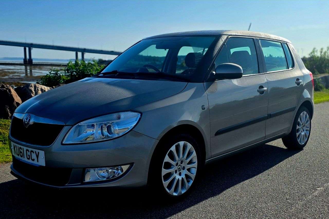 2011 SKODA FABIA 2011 SKODA FABIA