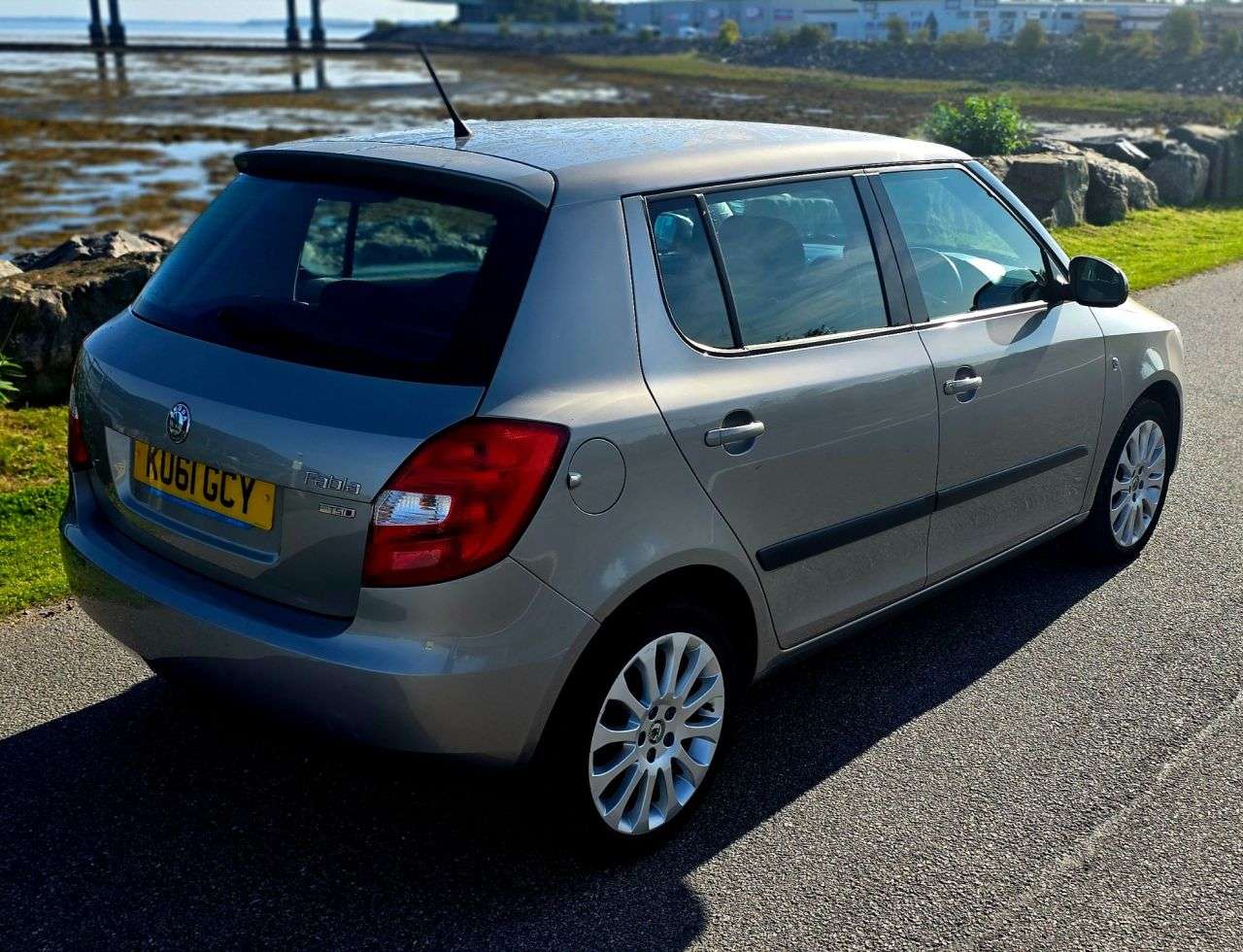 2011 SKODA FABIA 2011 SKODA FABIA