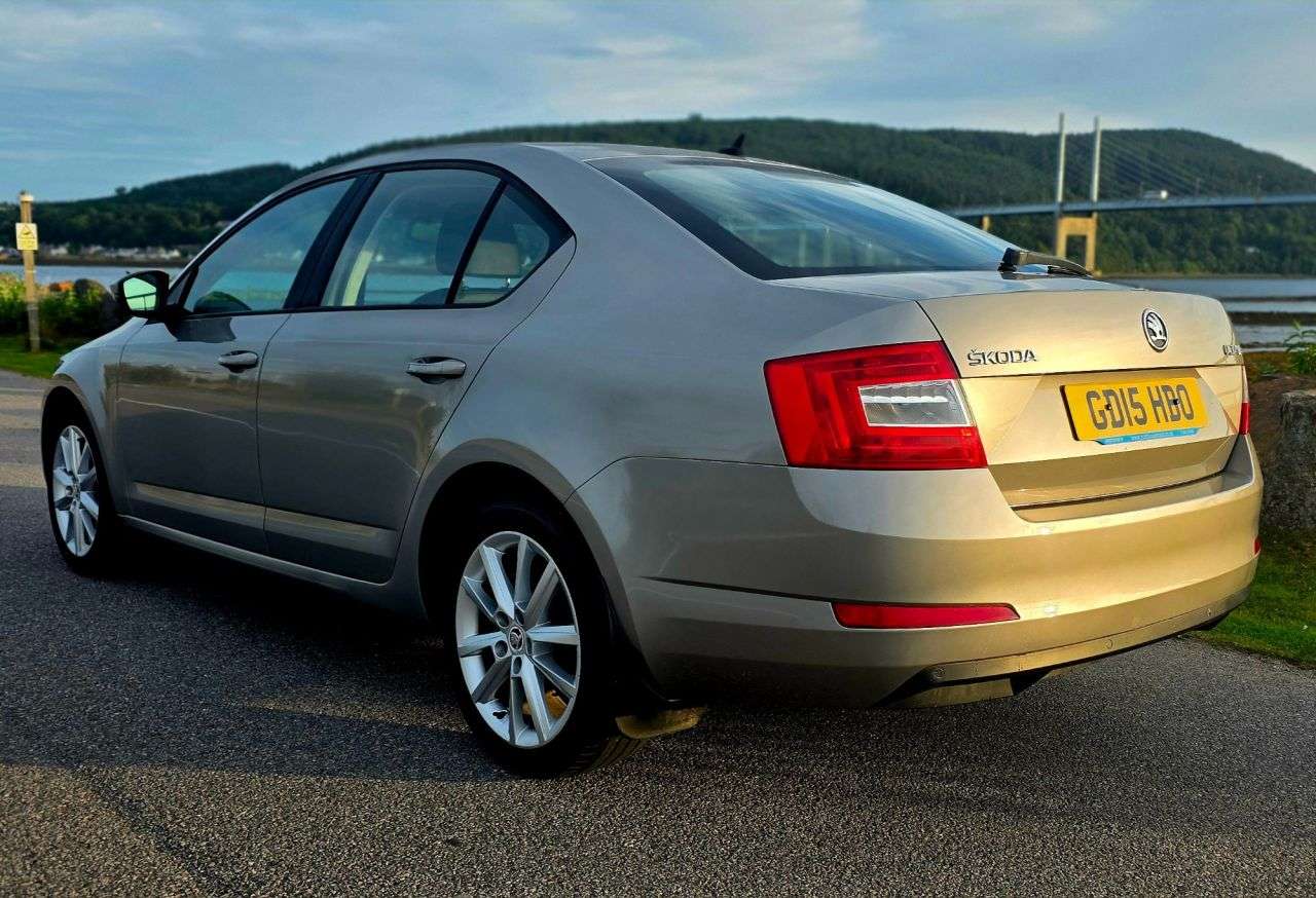 2015 SKODA OCTAVIA 2015 SKODA OCTAVIA