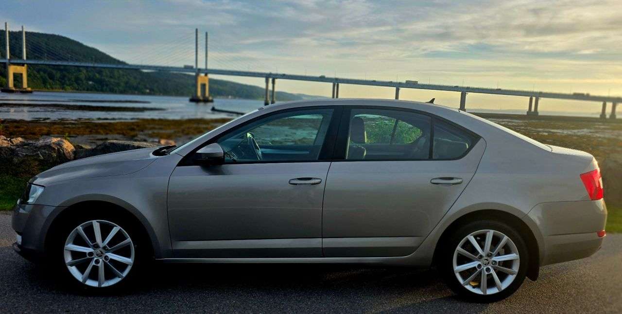2015 SKODA OCTAVIA 2015 SKODA OCTAVIA