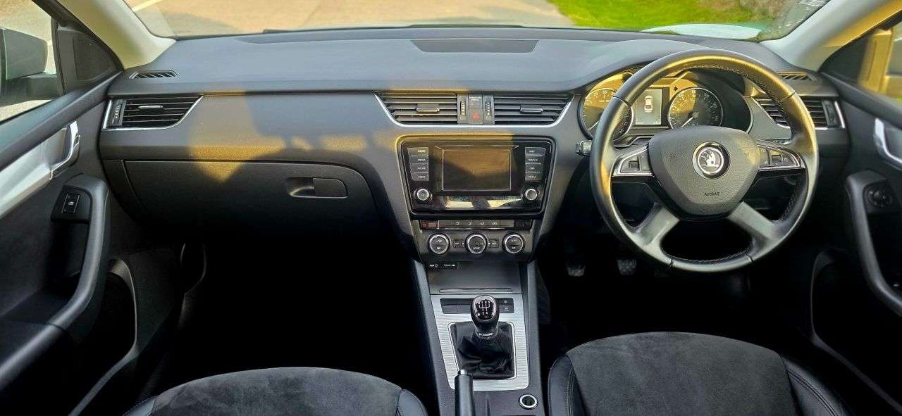 2015 SKODA OCTAVIA 2015 SKODA OCTAVIA