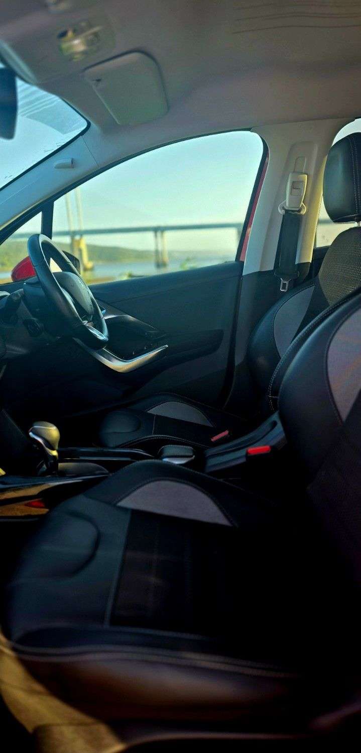 2019 PEUGEOT 2008 2019 PEUGEOT 2008