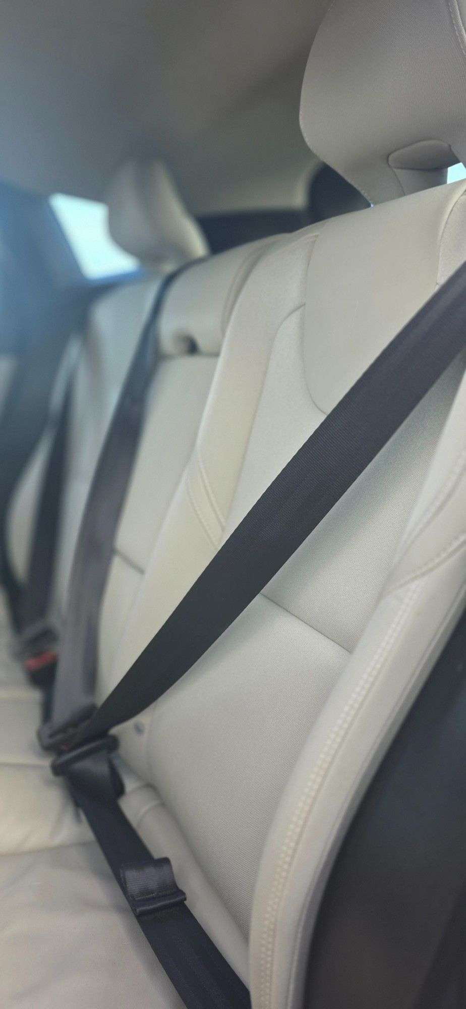 2014 VOLVO V40 2014 VOLVO V40