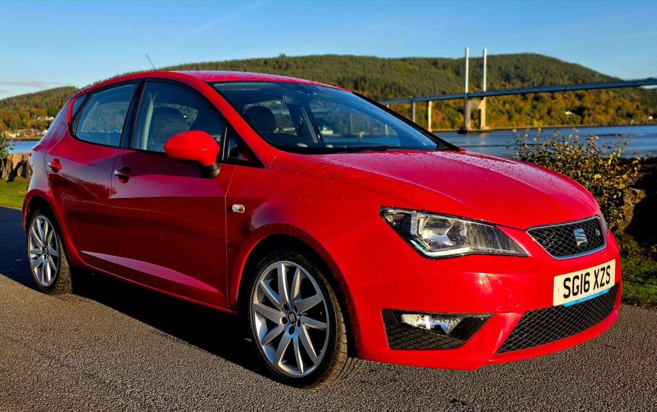 A 2016 SEAT IBIZA 1.2 TSI FR Hatchback 5dr Petrol Manual Euro 6 (110 ps) A 2016 SEAT IBIZA 1.2 TSI FR Hatchback 5dr Petrol Manual Euro 6 (110 ps)