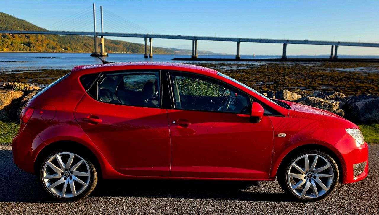 A 2016 SEAT IBIZA 1.2 TSI FR Hatchback 5dr Petrol Manual Euro 6 (110 ps) A 2016 SEAT IBIZA 1.2 TSI FR Hatchback 5dr Petrol Manual Euro 6 (110 ps)