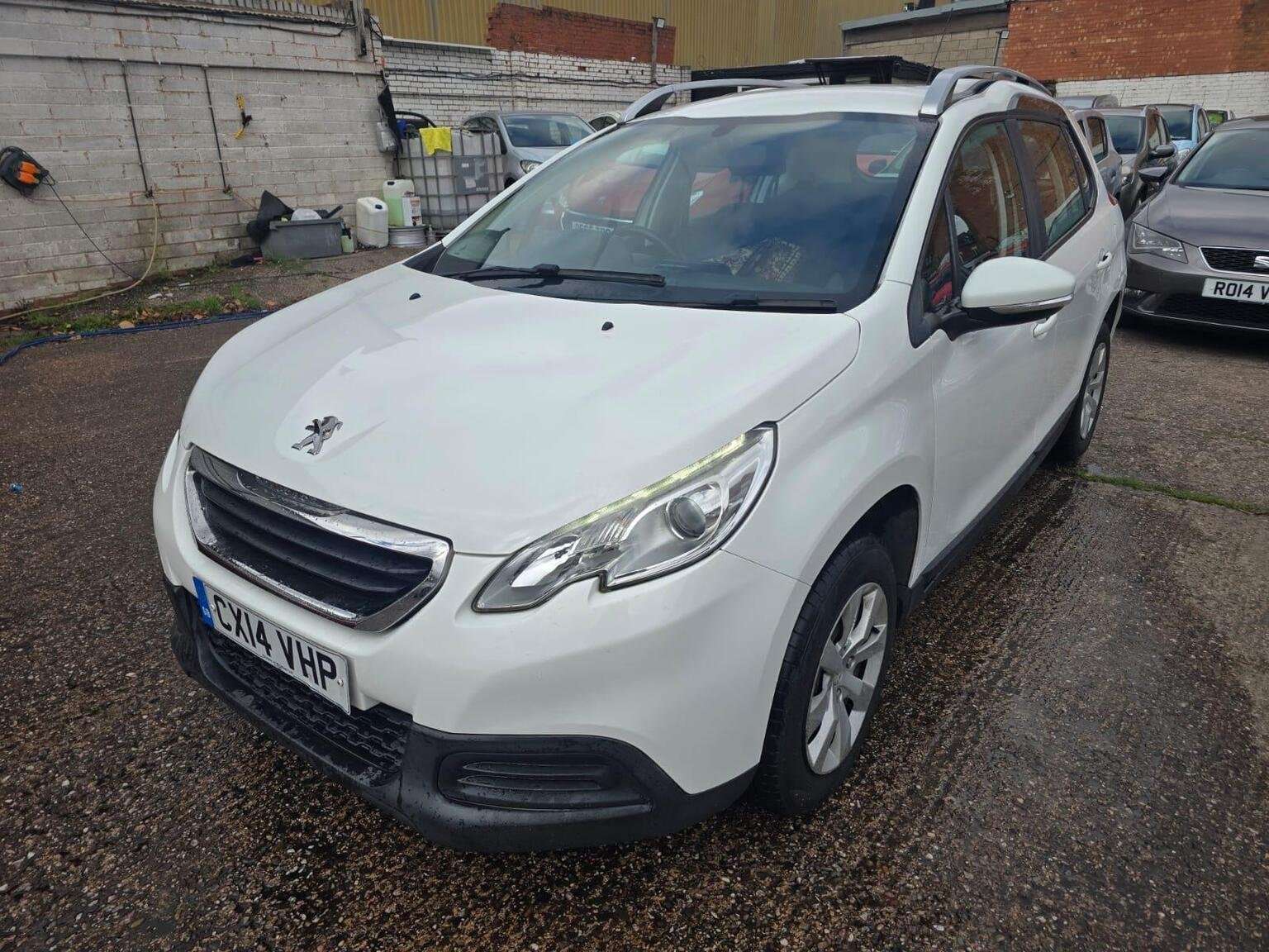 2014 PEUGEOT 2008 2014 PEUGEOT 2008
