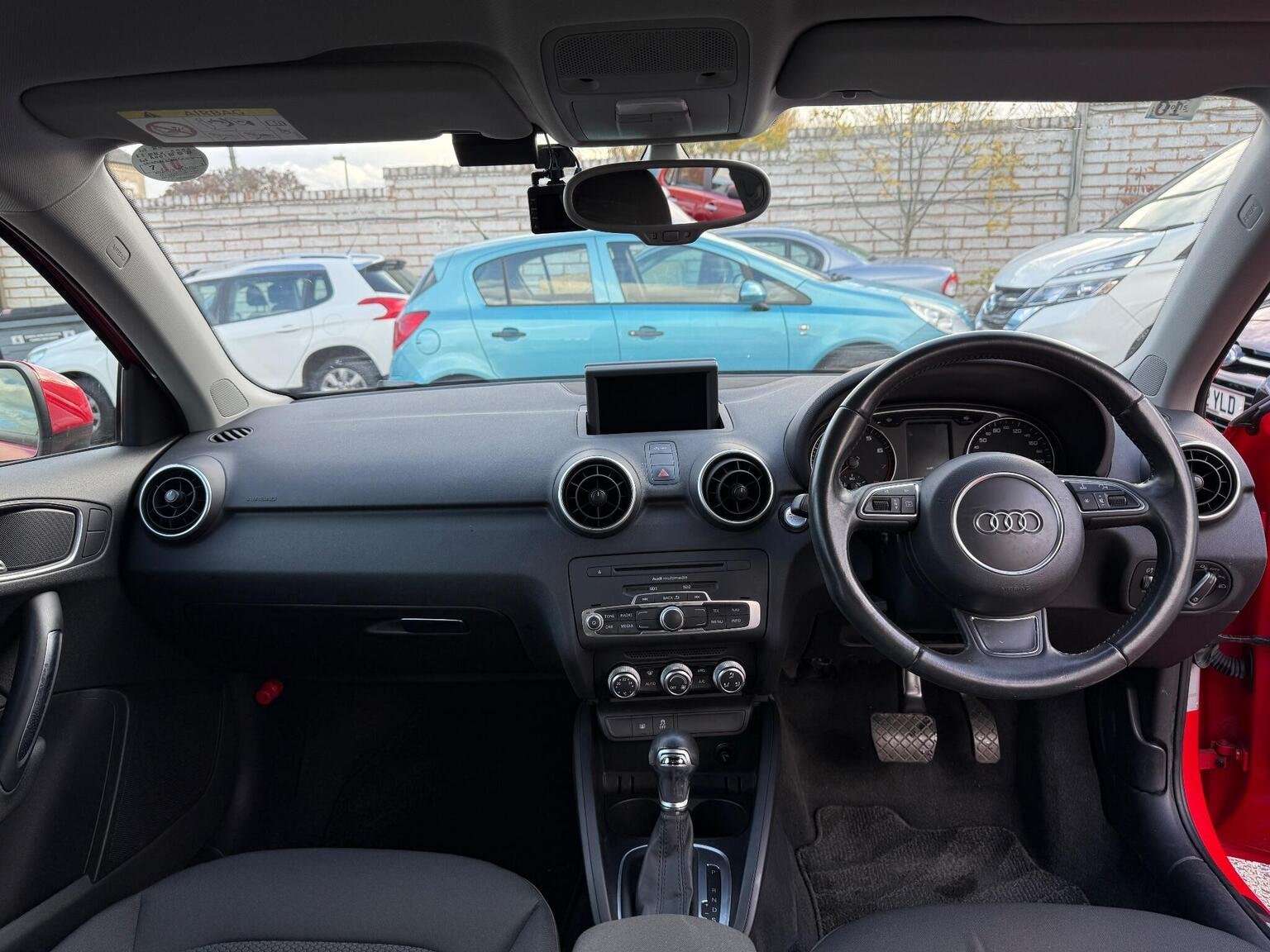 2014 AUDI A1 2014 AUDI A1