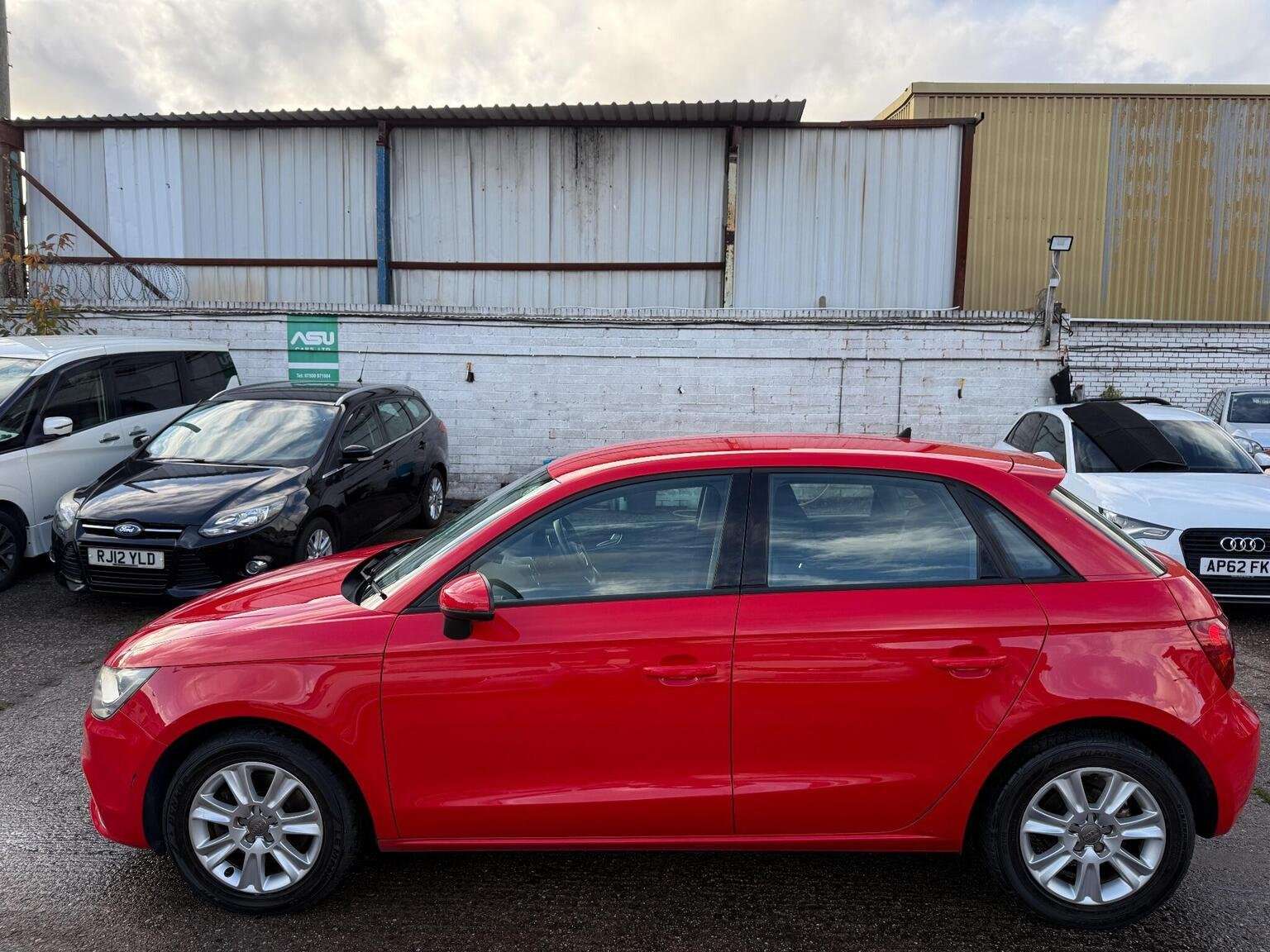 2014 AUDI A1 2014 AUDI A1