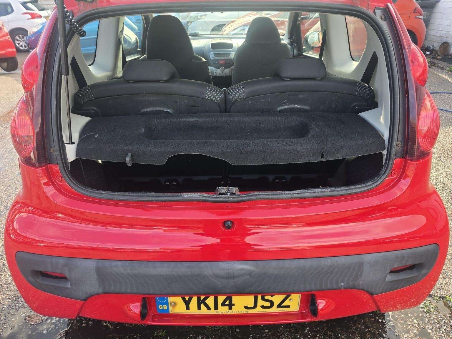 2014 PEUGEOT 107 2014 PEUGEOT 107