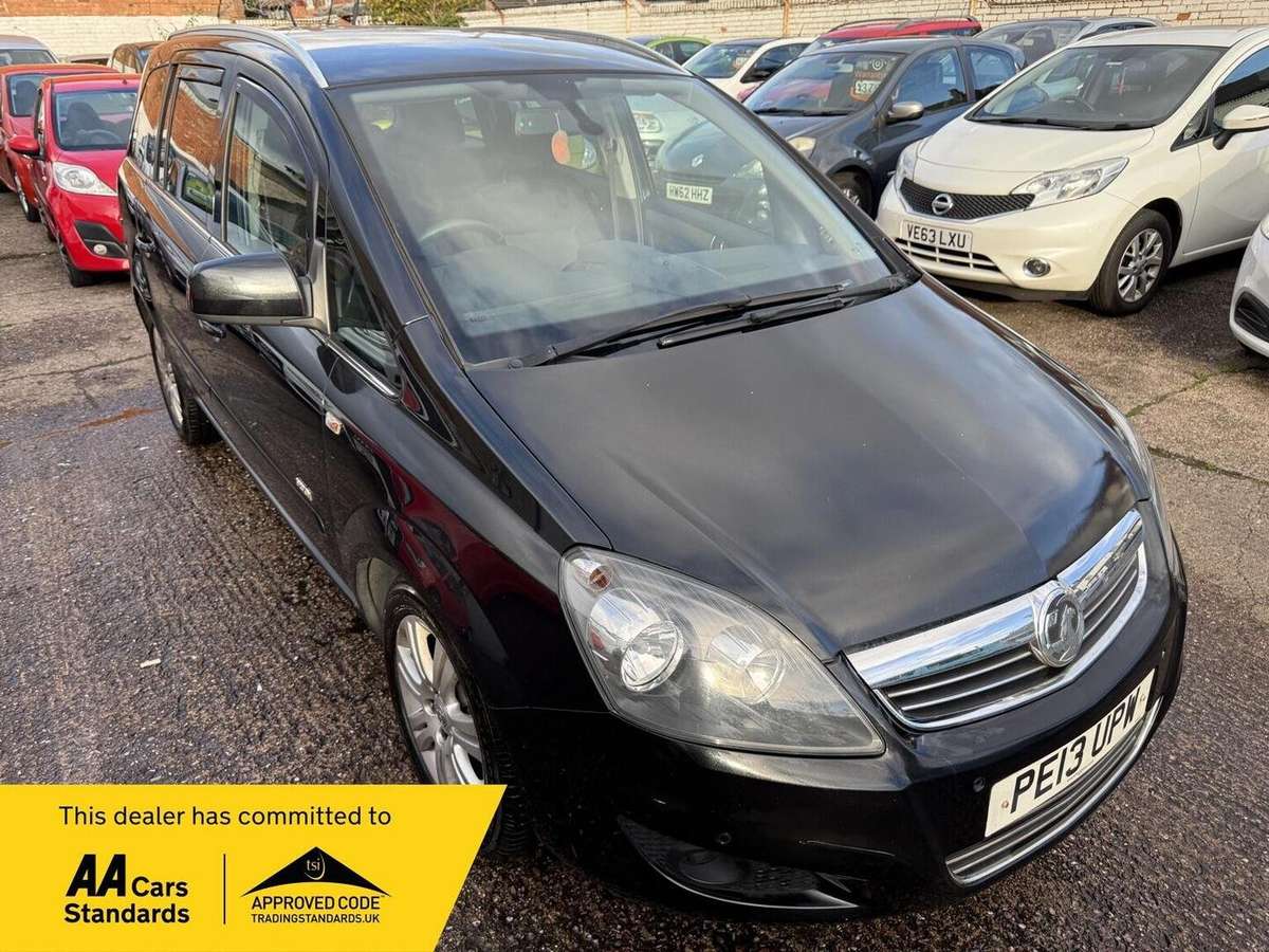 Check out this Vauxhall Zafira 2013 Diesel Manual