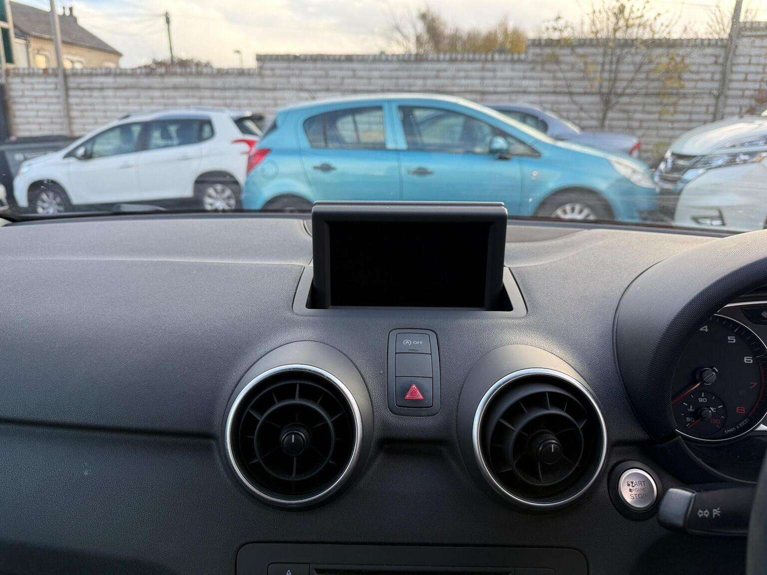 2014 AUDI A1 2014 AUDI A1