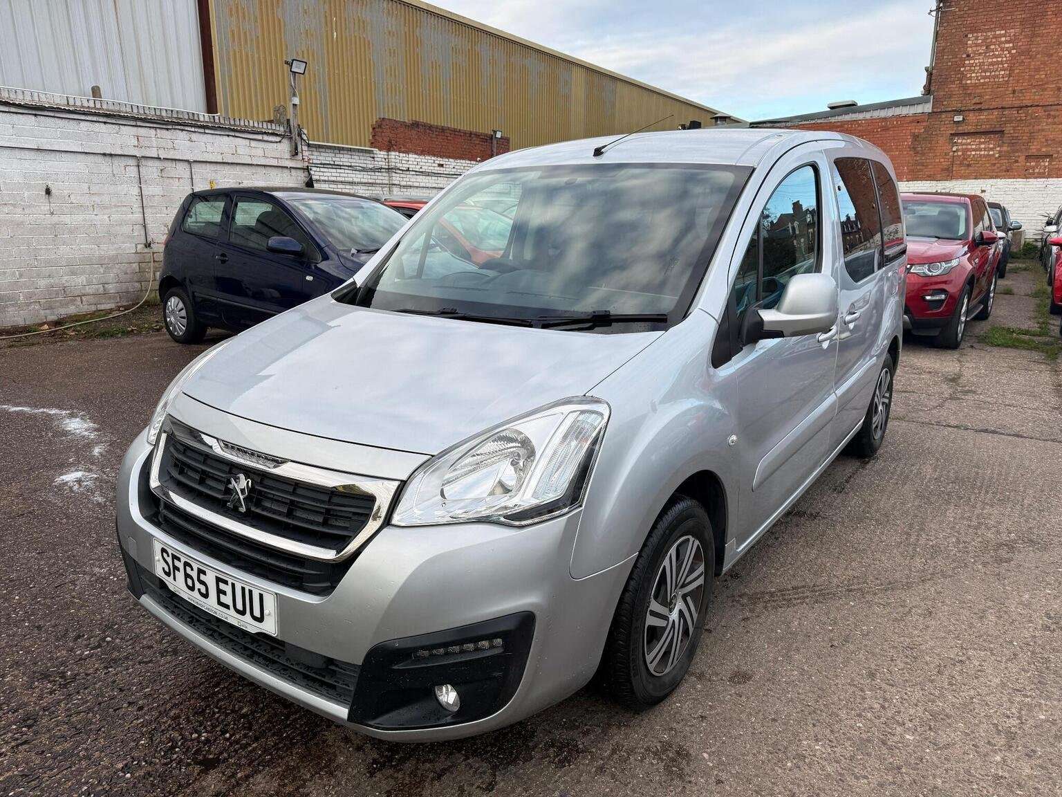 2015 PEUGEOT PARTNER TEPEE 2015 PEUGEOT PARTNER TEPEE