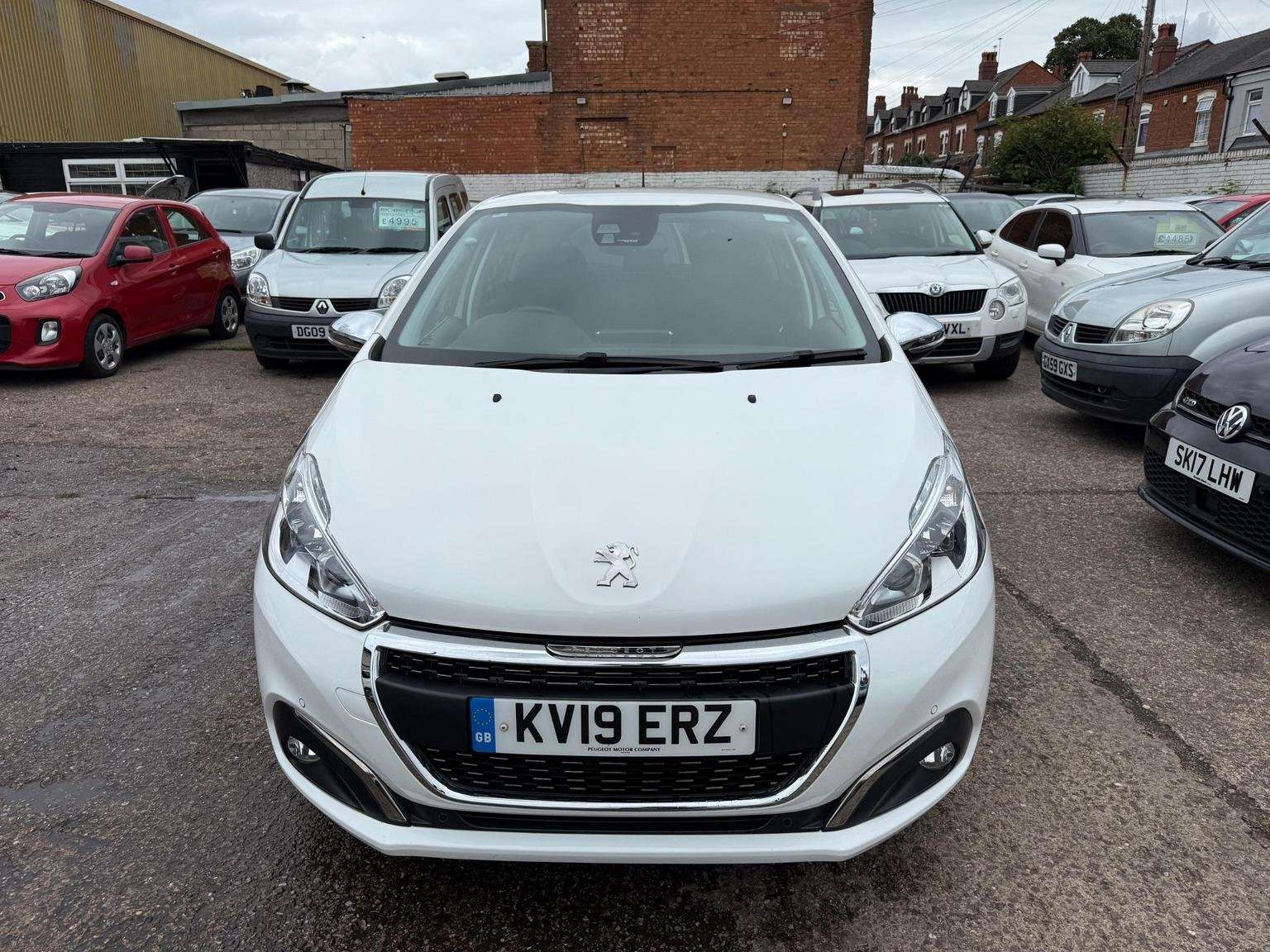 2019 PEUGEOT 208 2019 PEUGEOT 208
