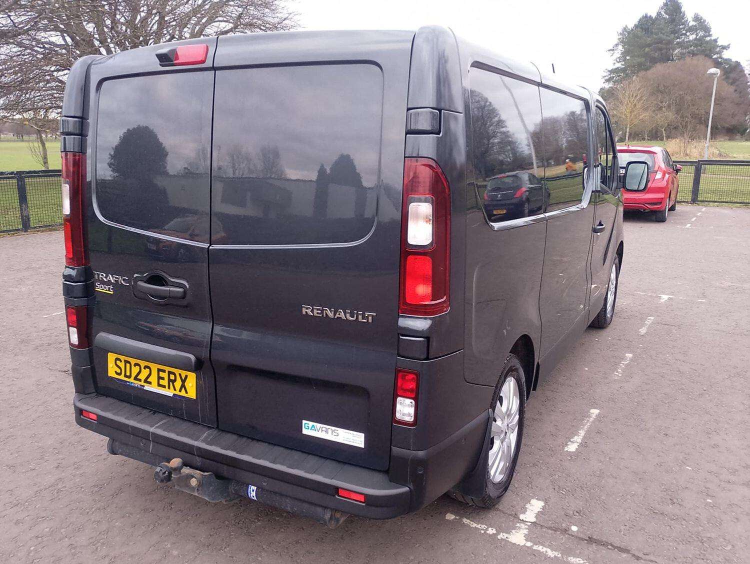2022 RENAULT TRAFIC 2022 RENAULT TRAFIC