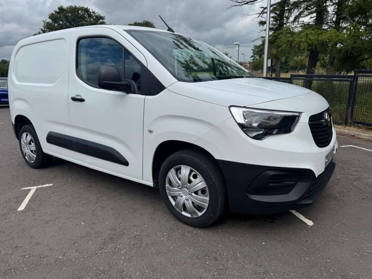 Check out this Vauxhall Combo 2021 Diesel Manual