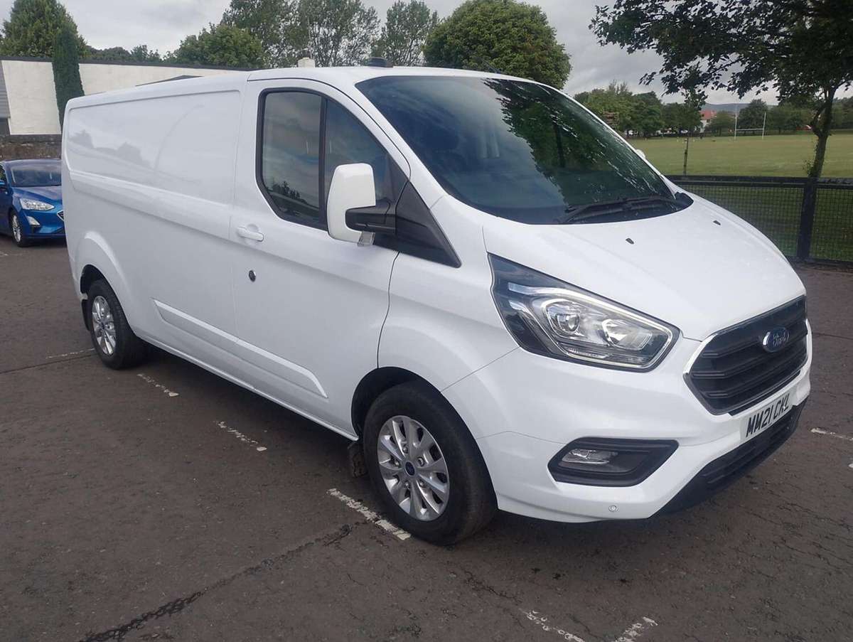 Check out this Ford Transit Custom 2021 Diesel Manual
