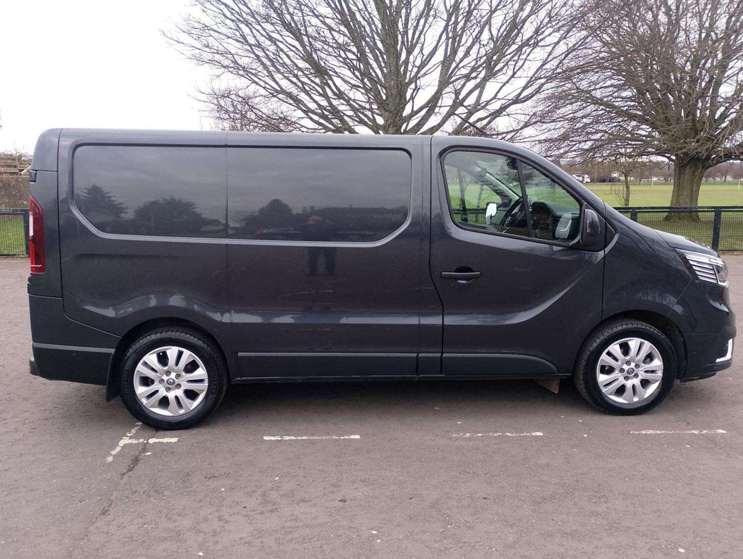 2022 RENAULT TRAFIC 2022 RENAULT TRAFIC