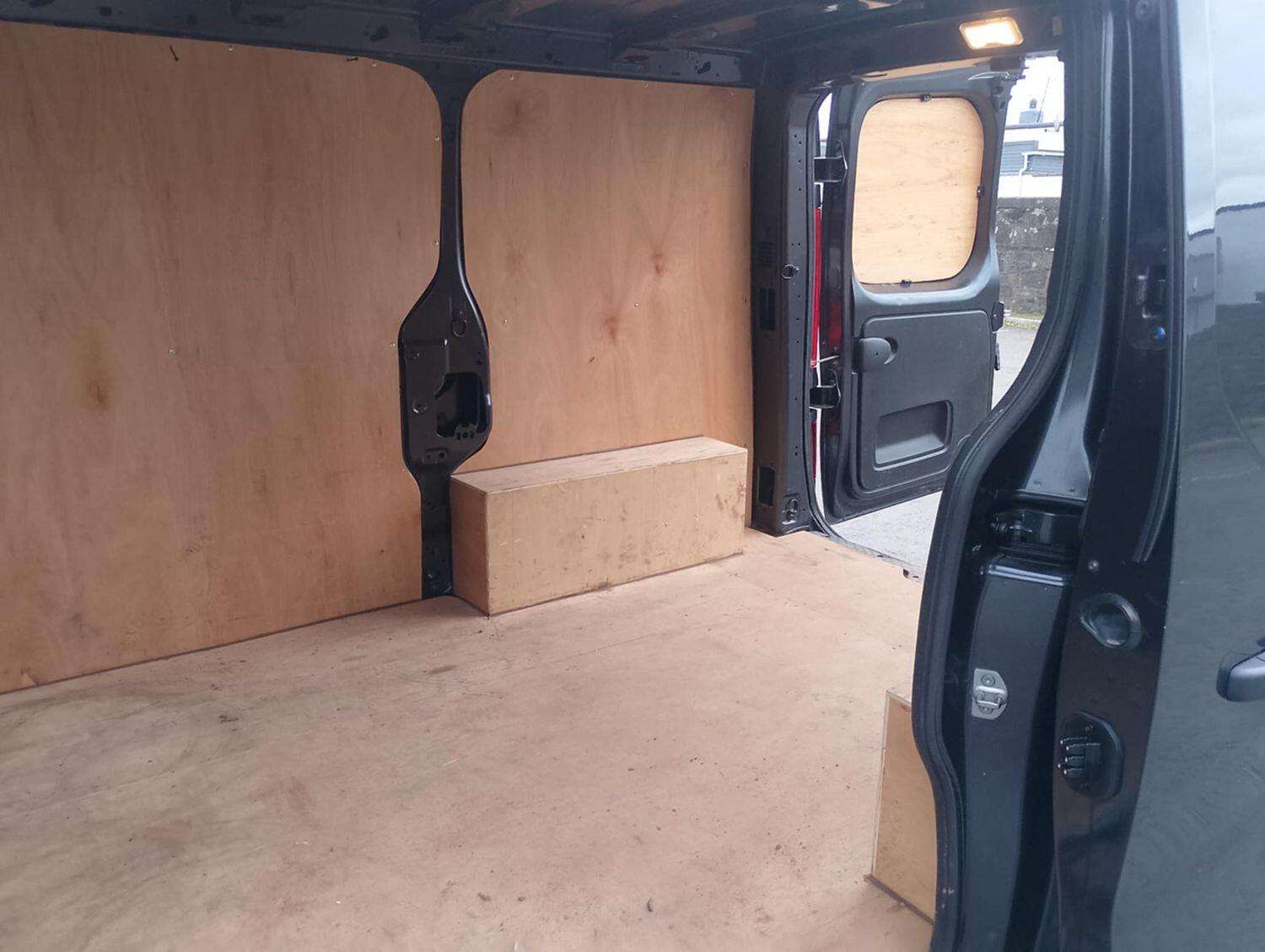 2022 RENAULT TRAFIC 2022 RENAULT TRAFIC