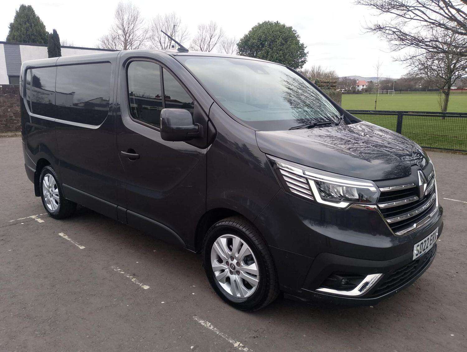 A 2022 RENAULT TRAFIC 2.0 SL28 Blue dCi 150 Sport Panel Van MY22 A 2022 RENAULT TRAFIC 2.0 SL28 Blue dCi 150 Sport Panel Van MY22
