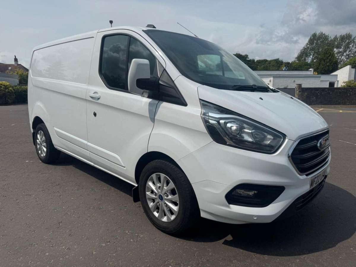 Check out this Ford Transit Custom 2022 Diesel Manual