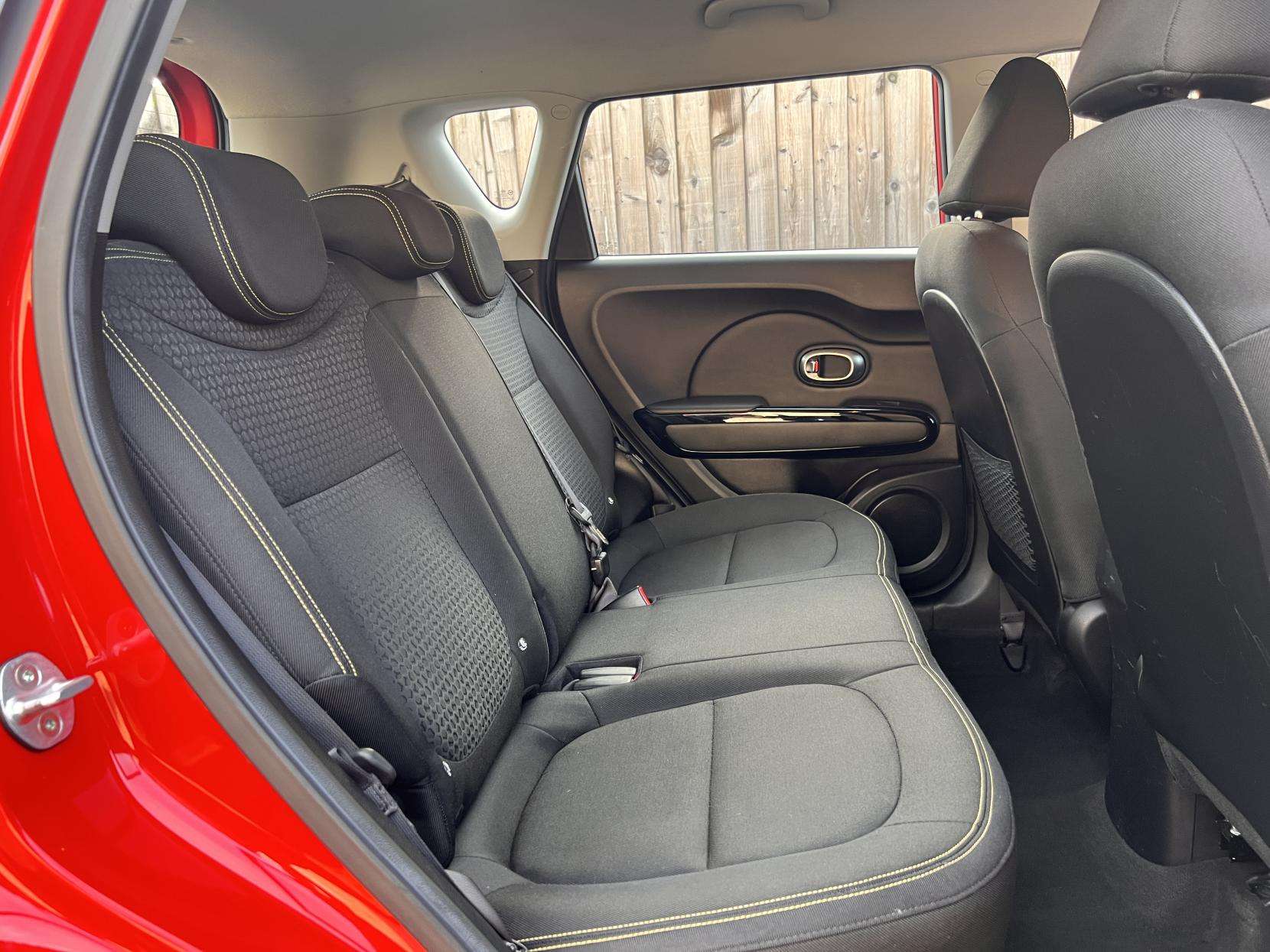 2015 KIA SOUL 2015 KIA SOUL