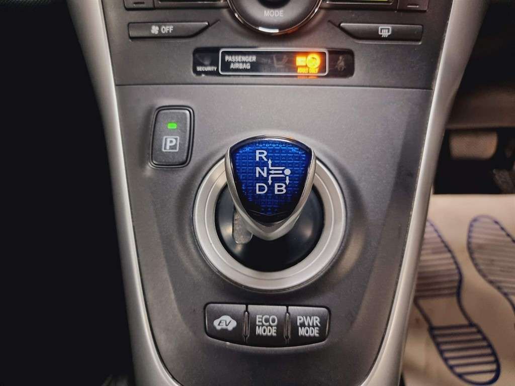 2010 TOYOTA AURIS 2010 TOYOTA AURIS