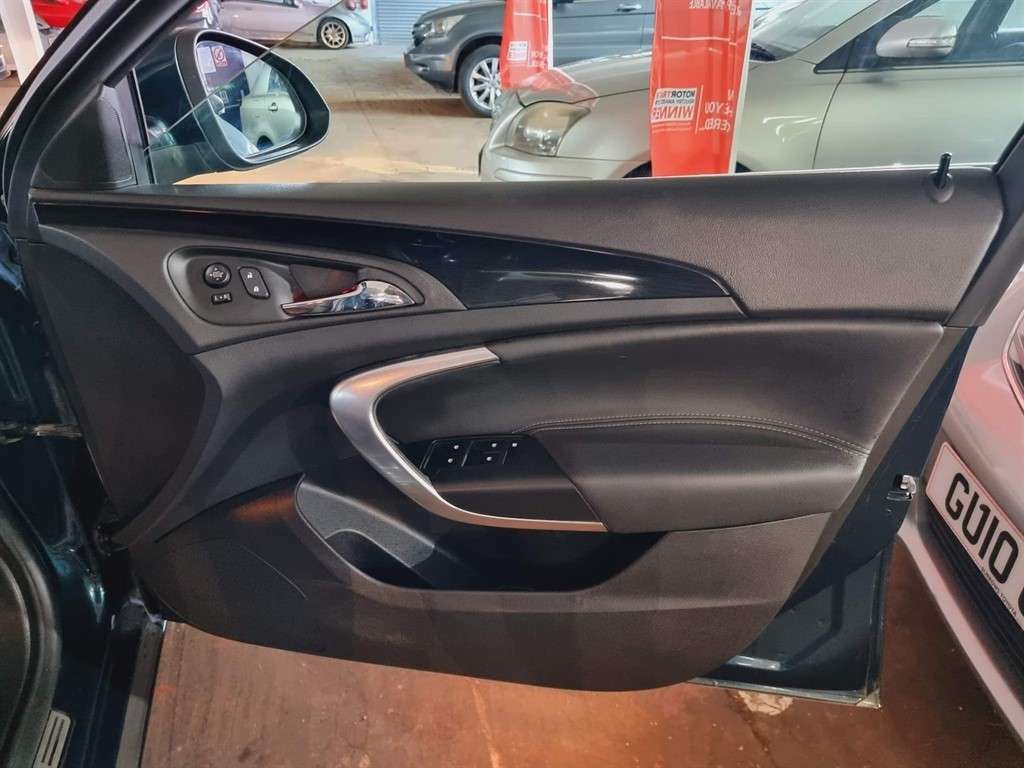 2015 VAUXHALL INSIGNIA 2015 VAUXHALL INSIGNIA