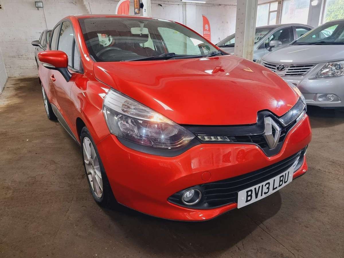 Check out this Renault Clio 2013 Petrol Manual