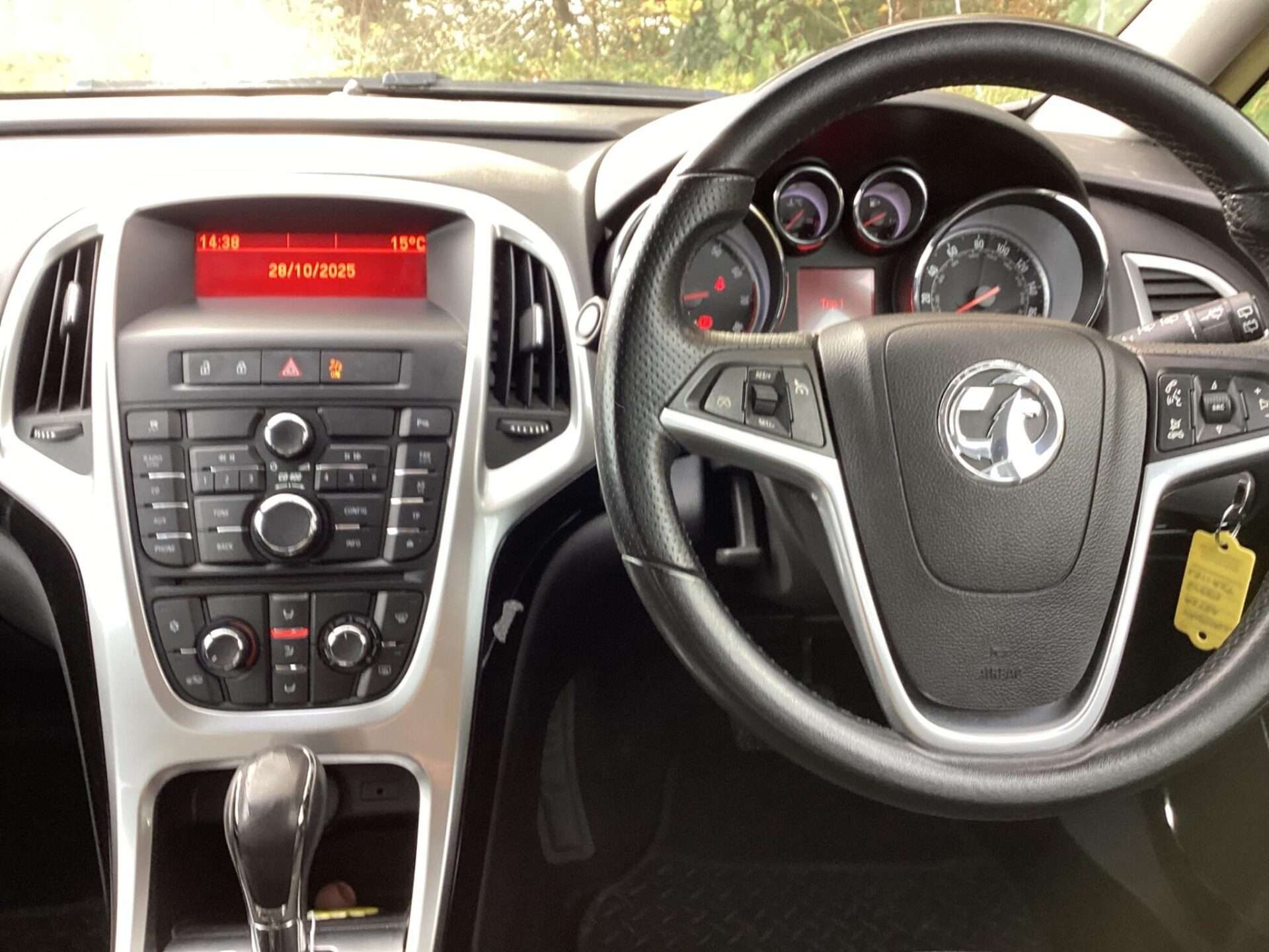2011 VAUXHALL ASTRA 2011 VAUXHALL ASTRA