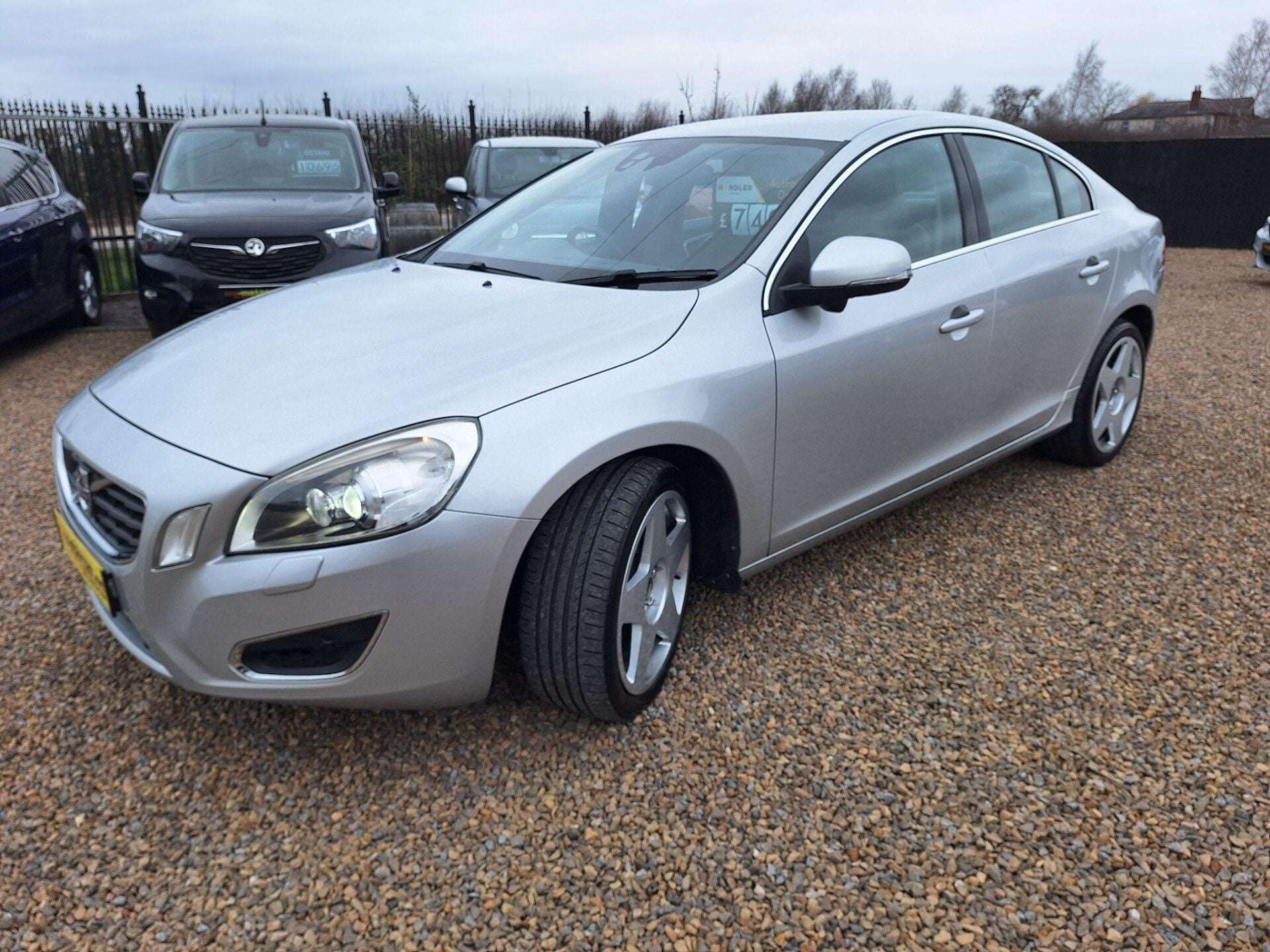 2012 VOLVO S60 2012 VOLVO S60