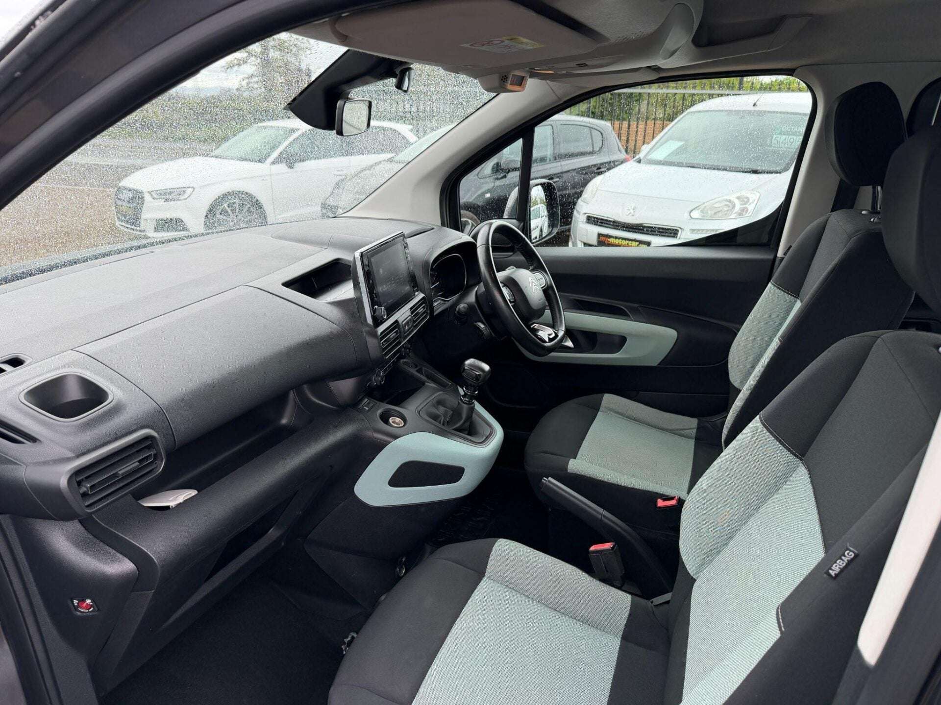 A 2018 CITROEN BERLINGO 1.2 PureTech Feel M MPV Euro 6 (s/s) 5dr A 2018 CITROEN BERLINGO 1.2 PureTech Feel M MPV Euro 6 (s/s) 5dr