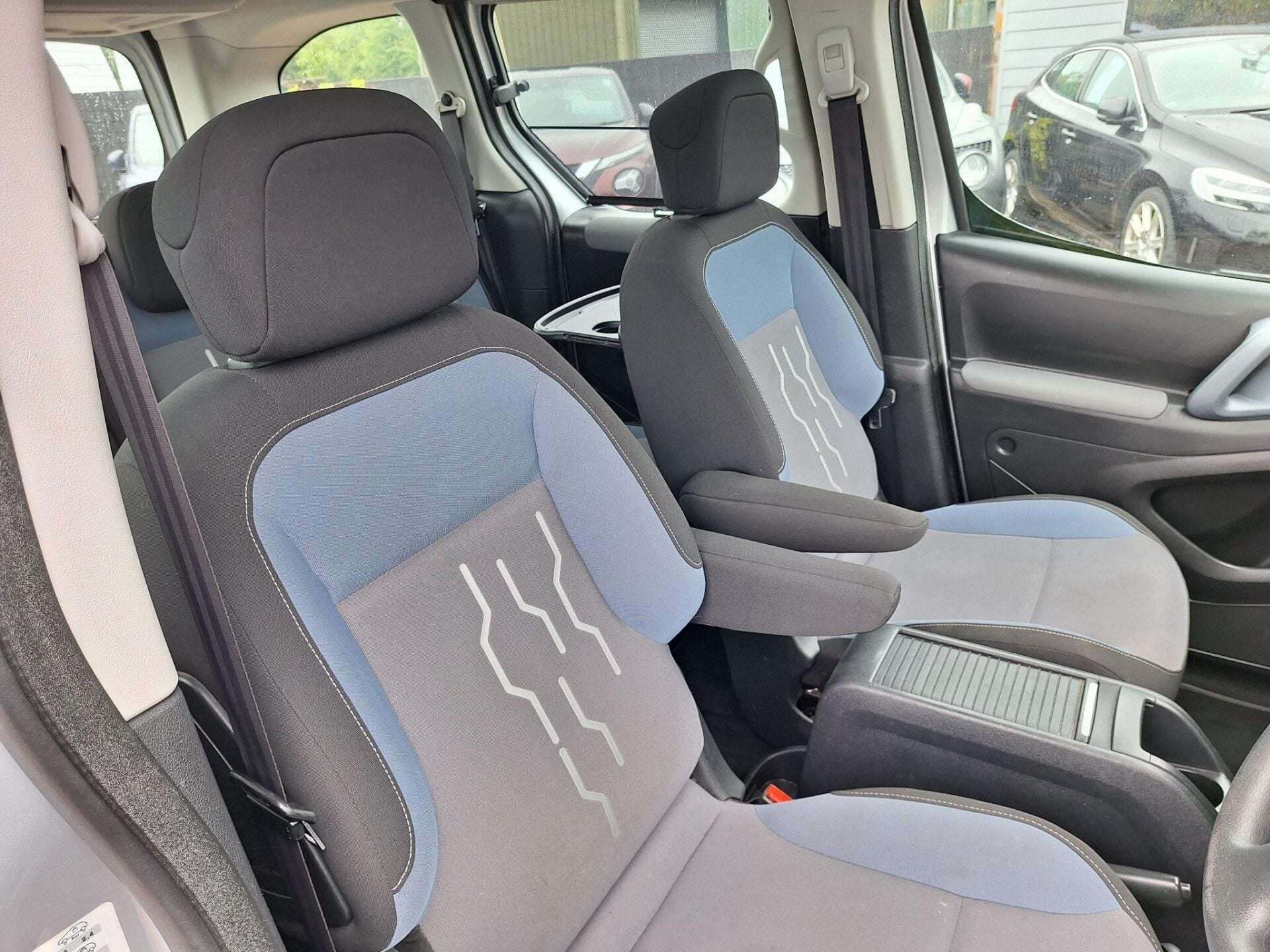 2012 PEUGEOT PARTNER TEPEE 2012 PEUGEOT PARTNER TEPEE