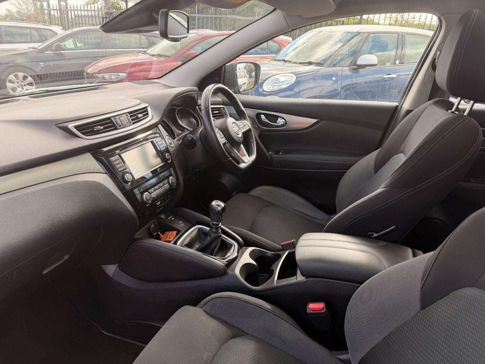 A 2020 NISSAN QASHQAI 1.3 DIG-T N-Connecta Euro 6 (s/s) 5dr A 2020 NISSAN QASHQAI 1.3 DIG-T N-Connecta Euro 6 (s/s) 5dr