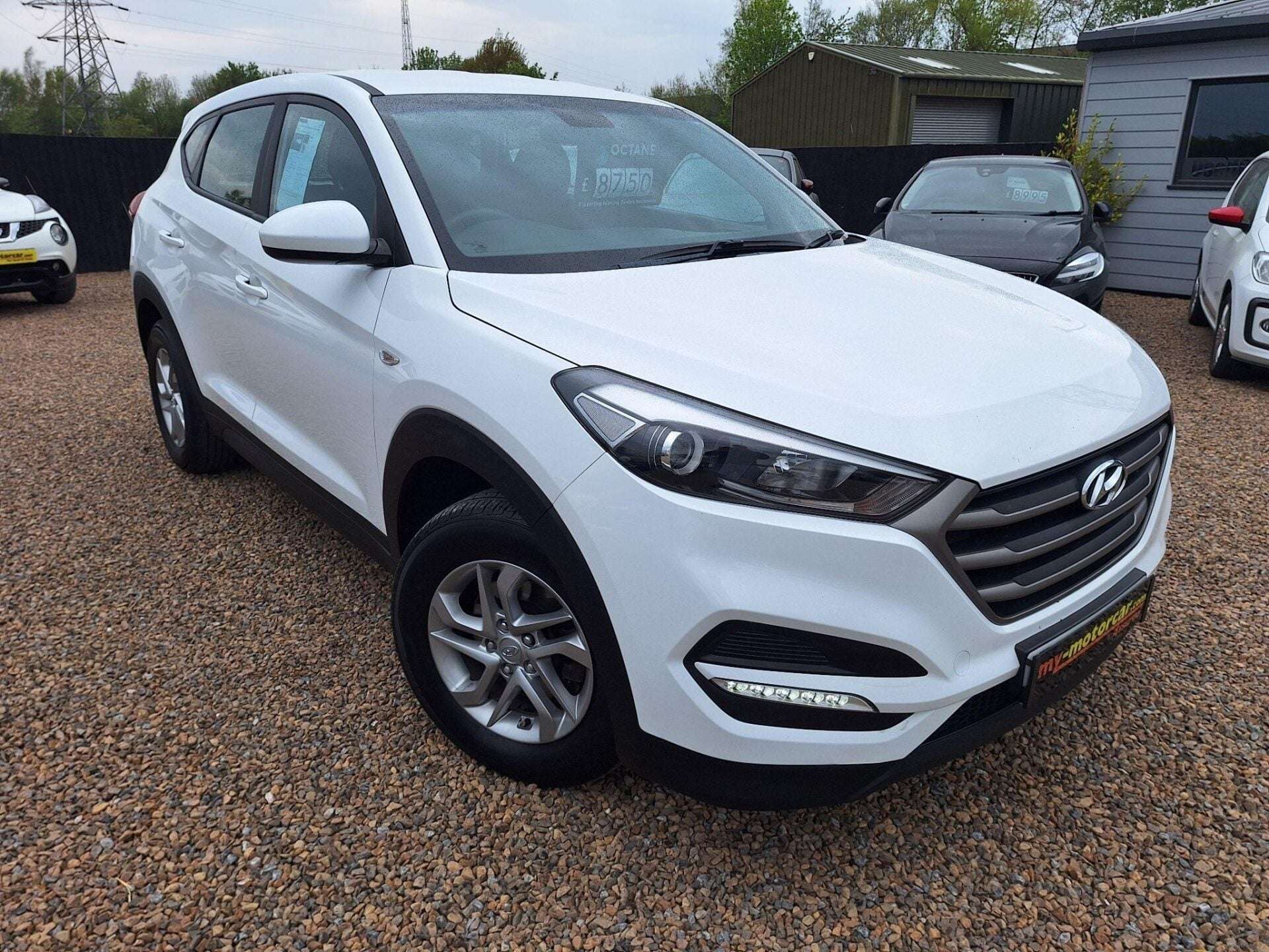 A 2017 HYUNDAI TUCSON 1.7 CRDi Blue Drive S Euro 6 (s/s) 5dr A 2017 HYUNDAI TUCSON 1.7 CRDi Blue Drive S Euro 6 (s/s) 5dr