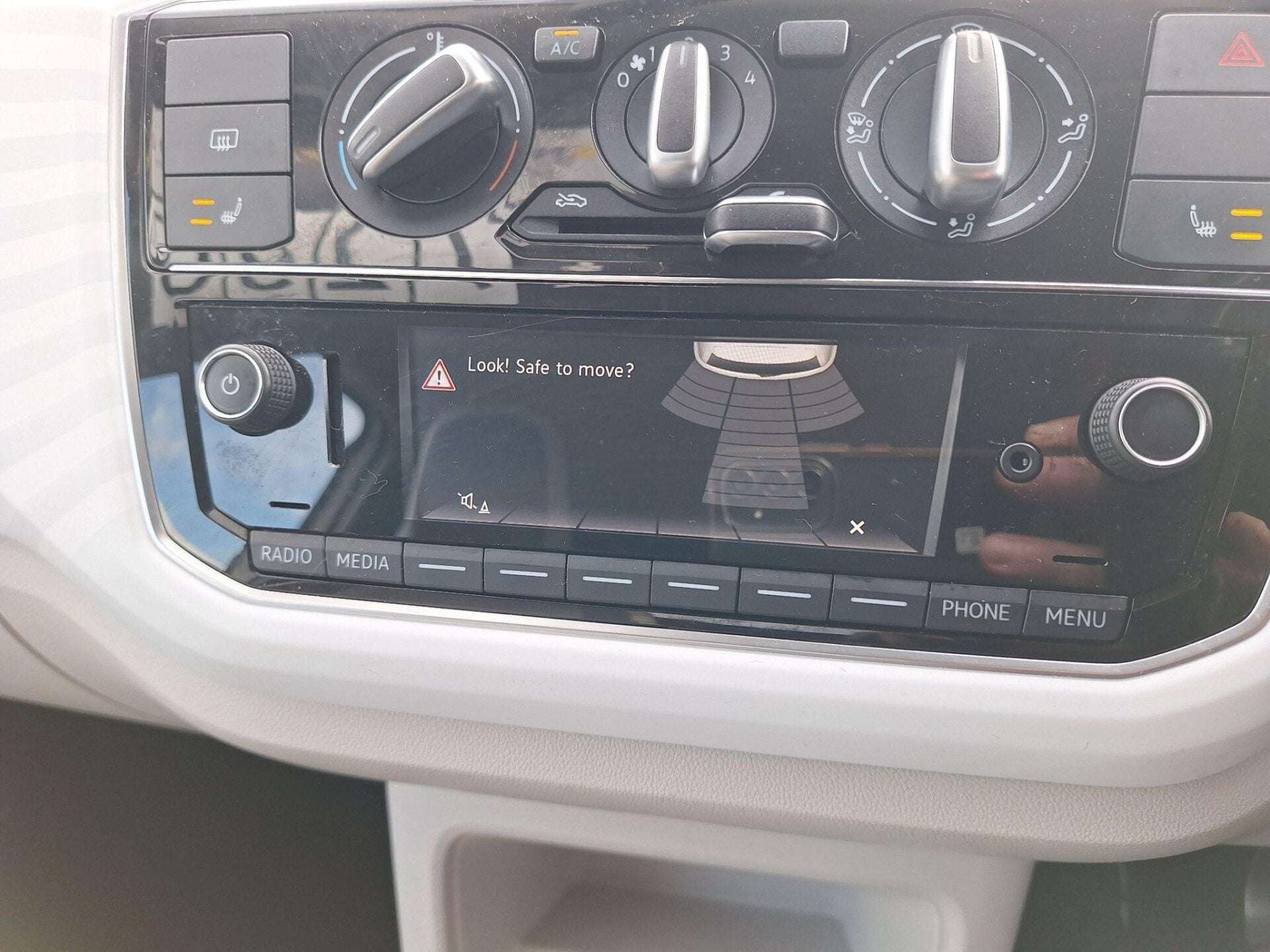 2017 VOLKSWAGEN UP 2017 VOLKSWAGEN UP