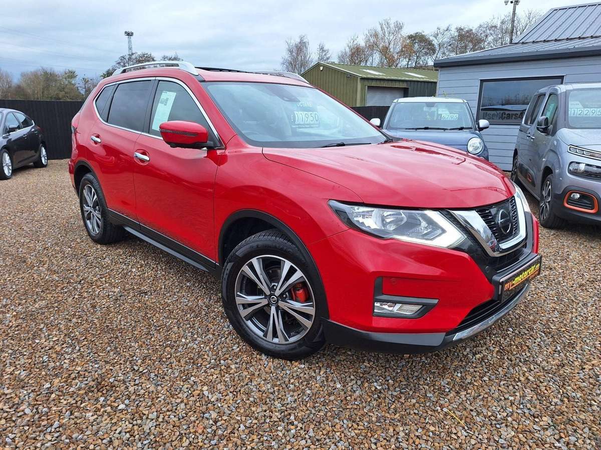 Check out this Nissan X-trail 2018 Diesel Automatic