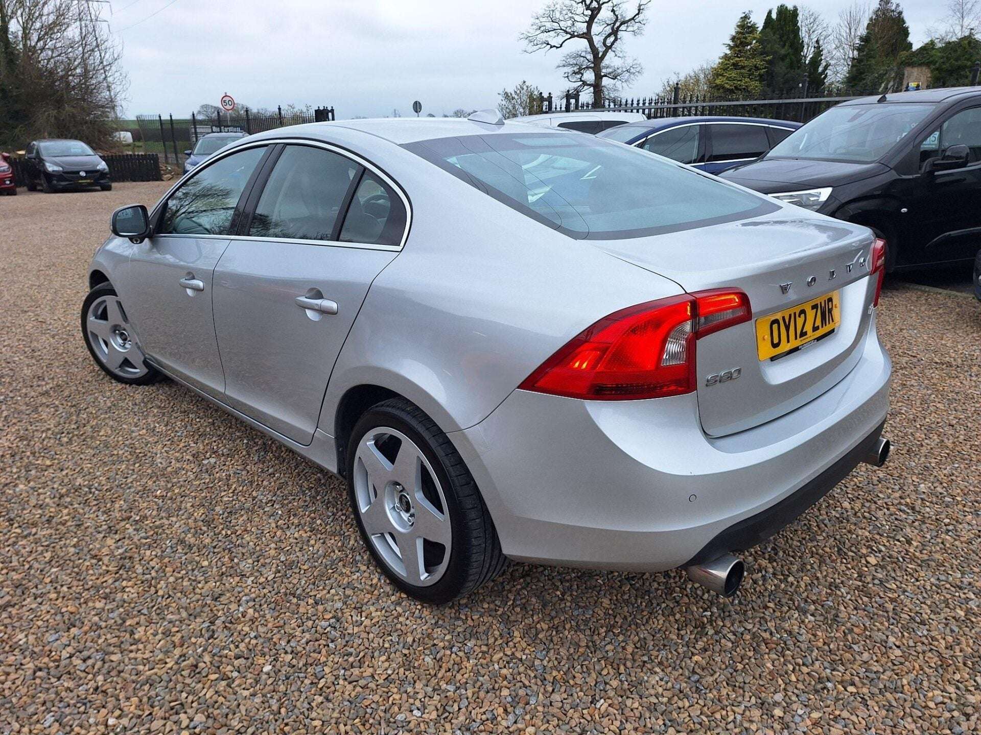 2012 VOLVO S60 2012 VOLVO S60