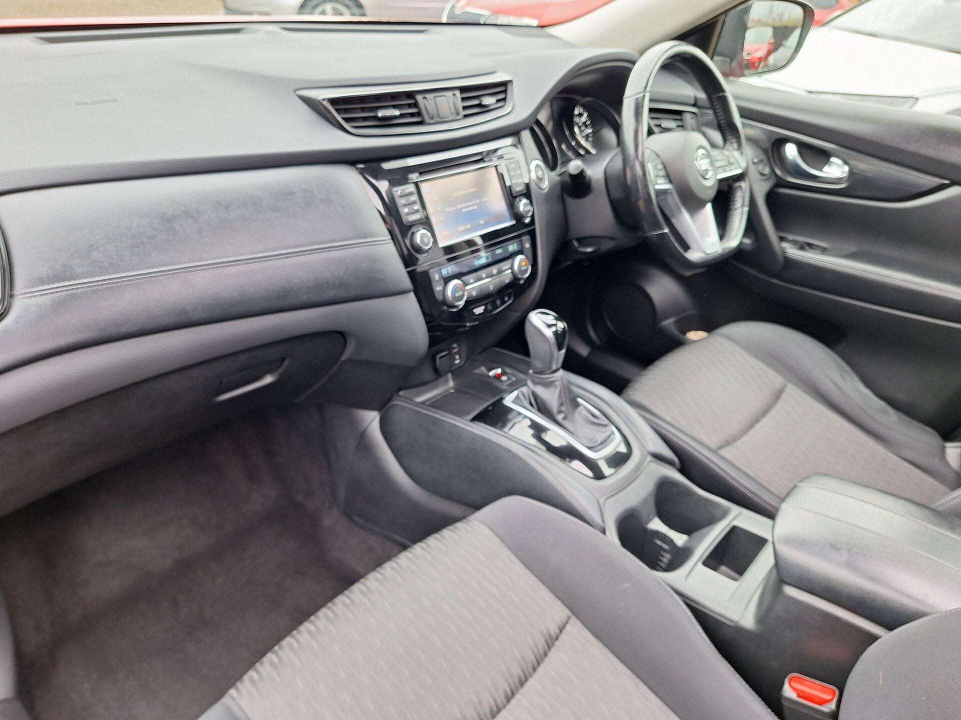 A 2018 NISSAN X-TRAIL 1.6 dCi N-Connecta XTRON Euro 6 (s/s) 5dr A 2018 NISSAN X-TRAIL 1.6 dCi N-Connecta XTRON Euro 6 (s/s) 5dr