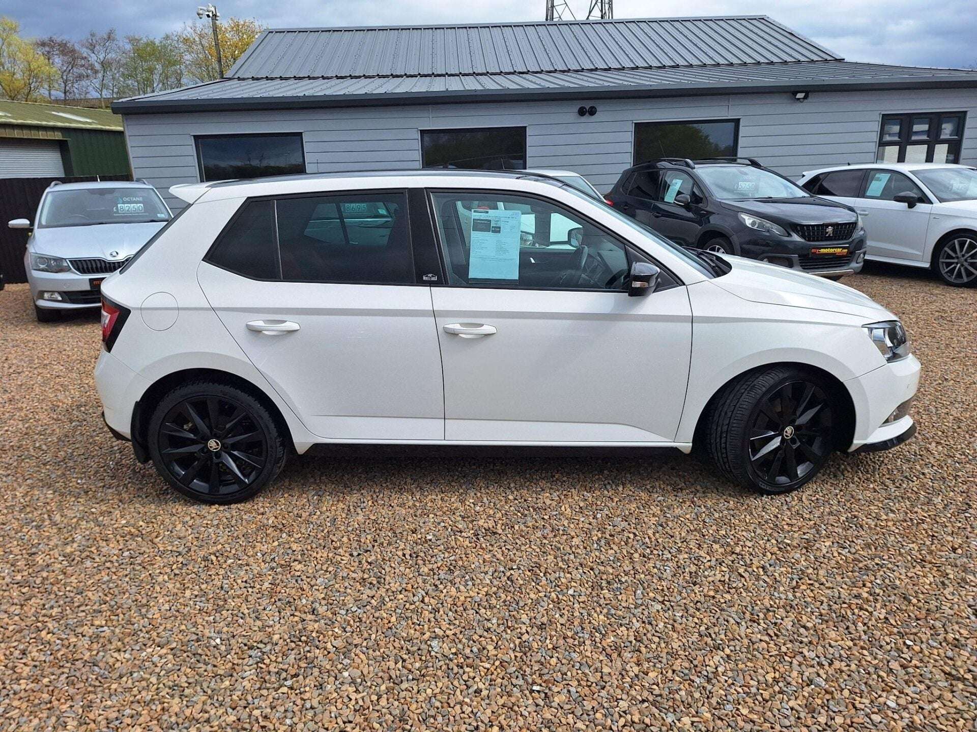 2017 SKODA FABIA 2017 SKODA FABIA